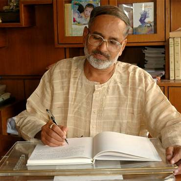 Baba Bhand – Managing Director