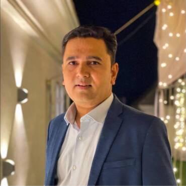Saket Bhand – Director